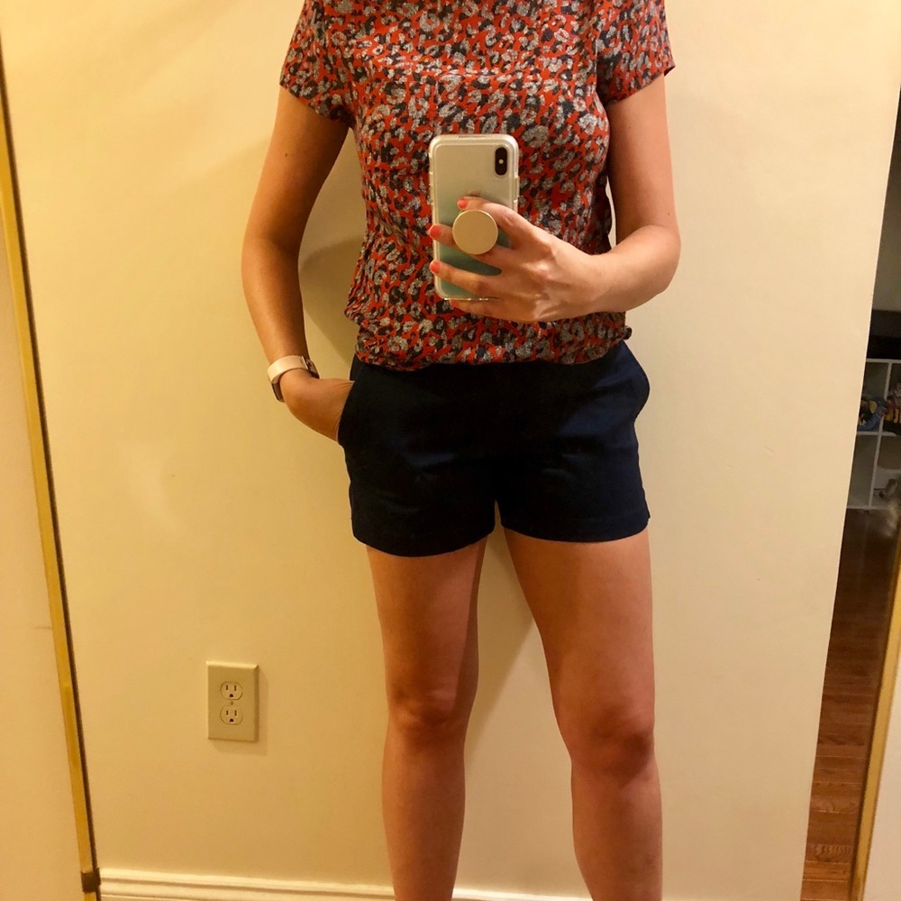 Funky blouse! - Picture 3 of 5